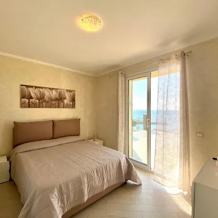 B204 - Elegante Dimora Panoramica Vista Mare Villa Santo Stefano al Mare
